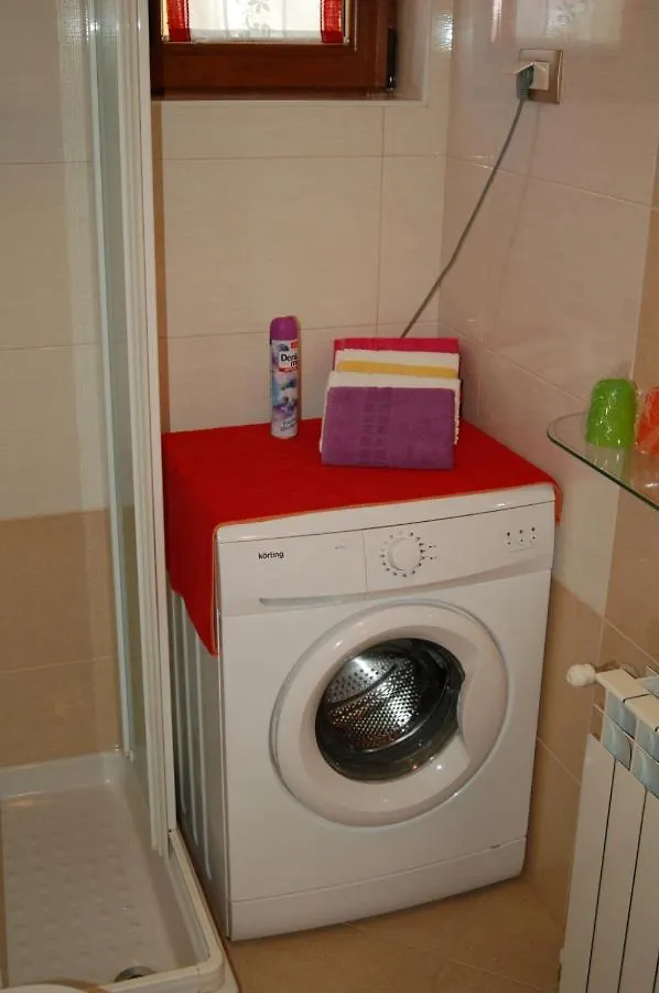 Apartment In Roc With Balcony, Air Conditioning, Wifi, Washing Machine Κροατία