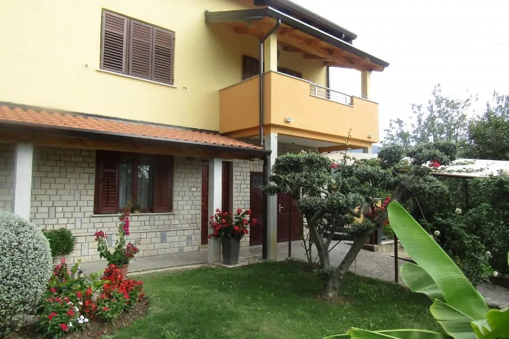 Apartment In Roc With Balcony, Air Conditioning, Wifi, Washing Machine